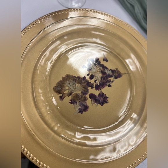 Clear glass dinner plates - Picture 4 of 6